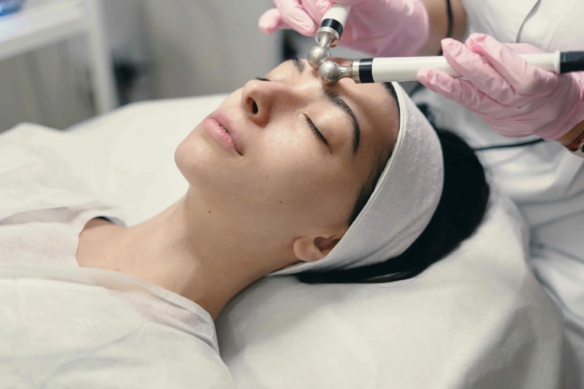مروری بر موثرترین روشهای پزشکی برای فعالسازی مجدد کلاژن سازی